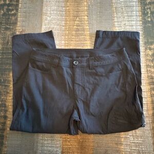 Women’s Eddie Bauer Active Capri Pants Size 6 Black